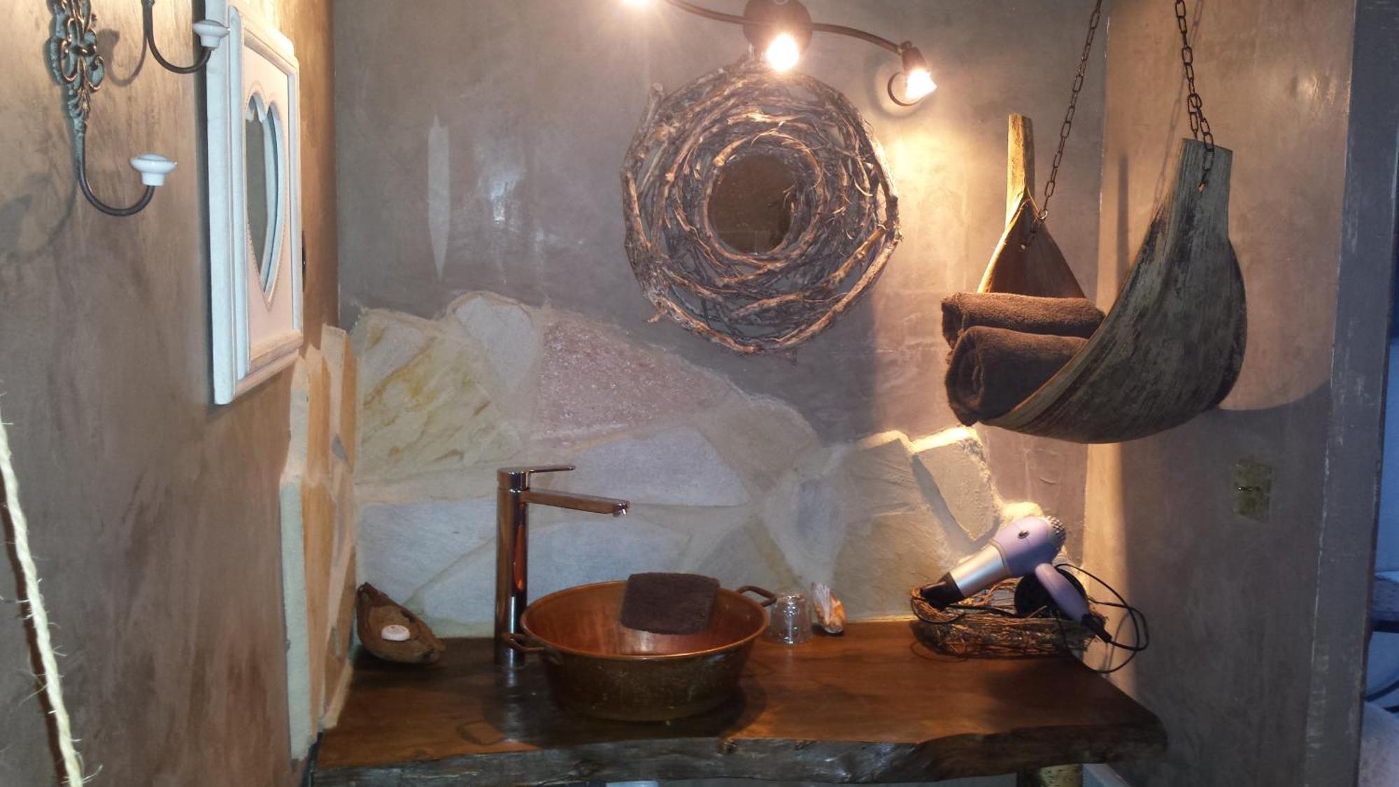 Chambres D Hotes ,Hotel ,Secret D'Une Nuit A Vicq Pres De Onnaing,Avec Piscine Rom bilde